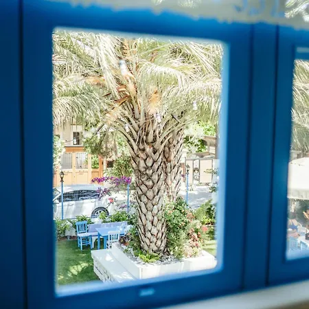 Nocleg ze śniadaniem Trend Blue Boutique Çeşme